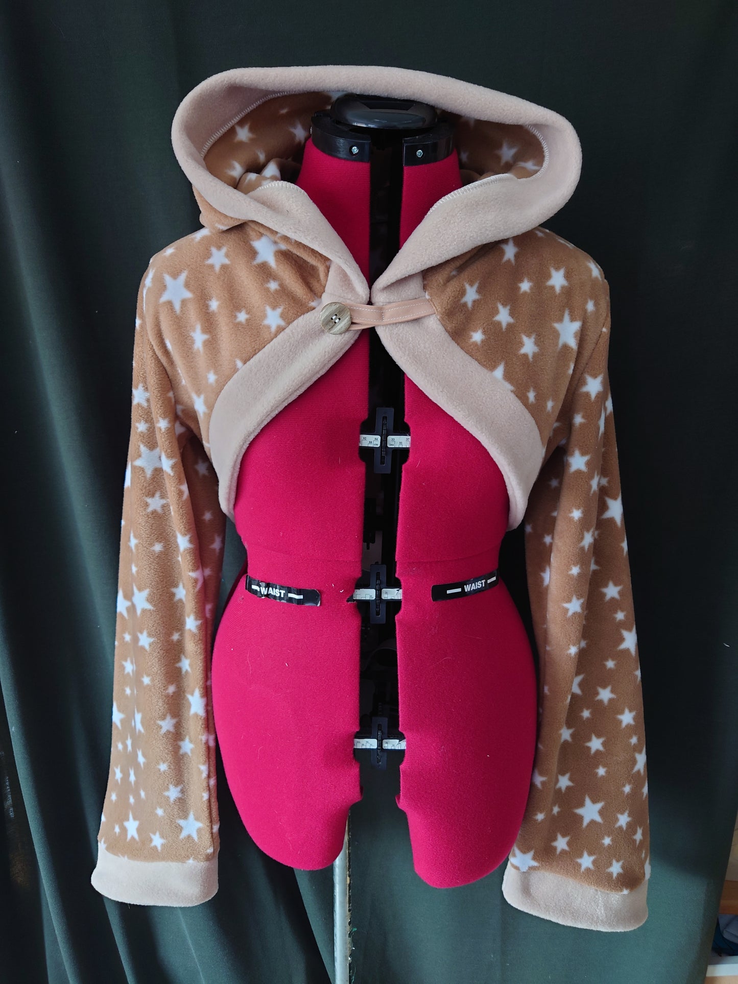 XL Korrigan Shrug