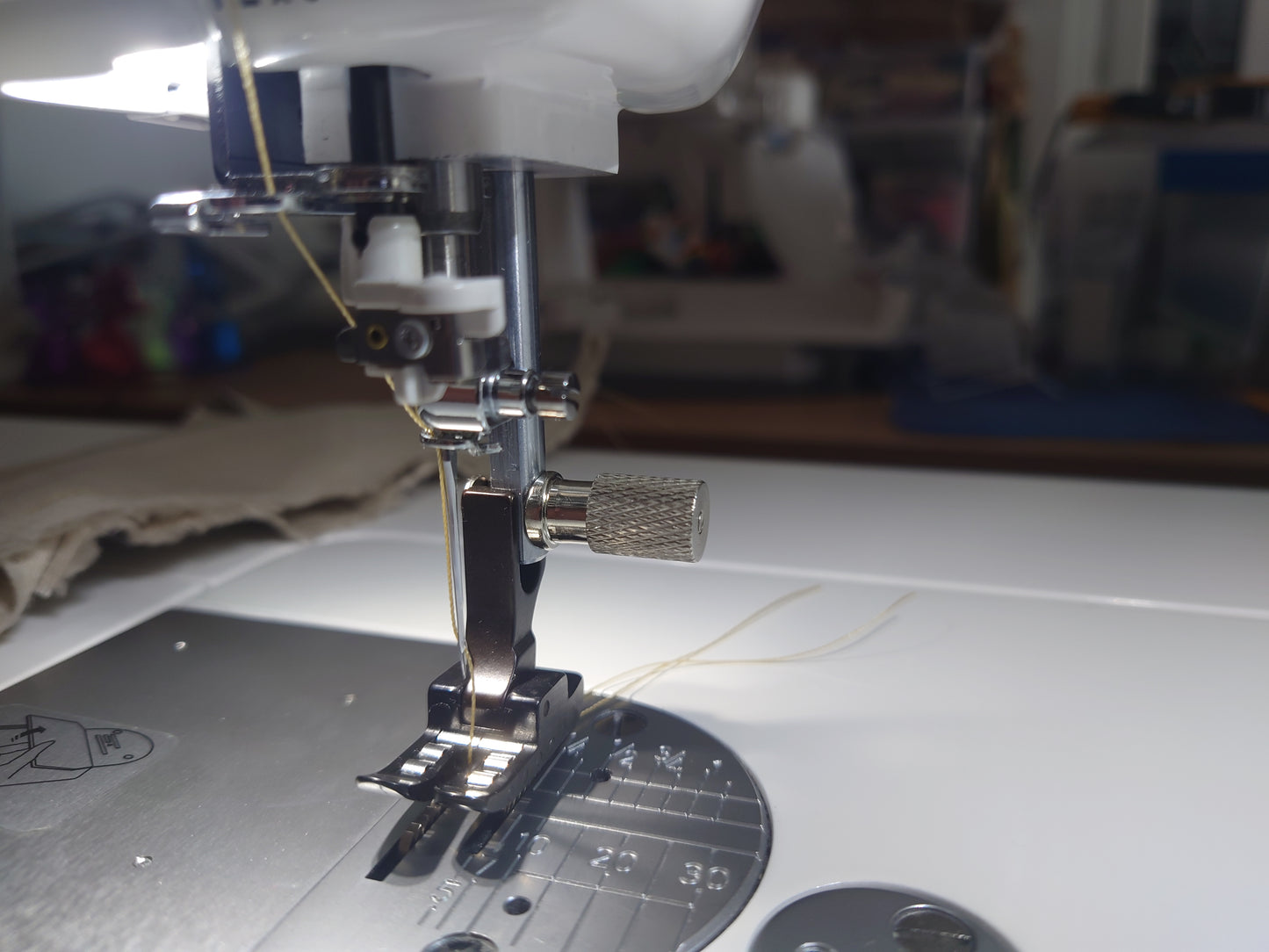 Quick Change Foot Clamp/Screw