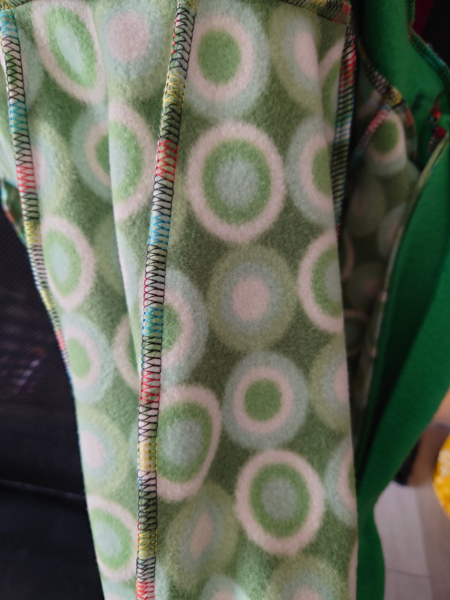 blue/yellow/red variegated overlocker cones - 113