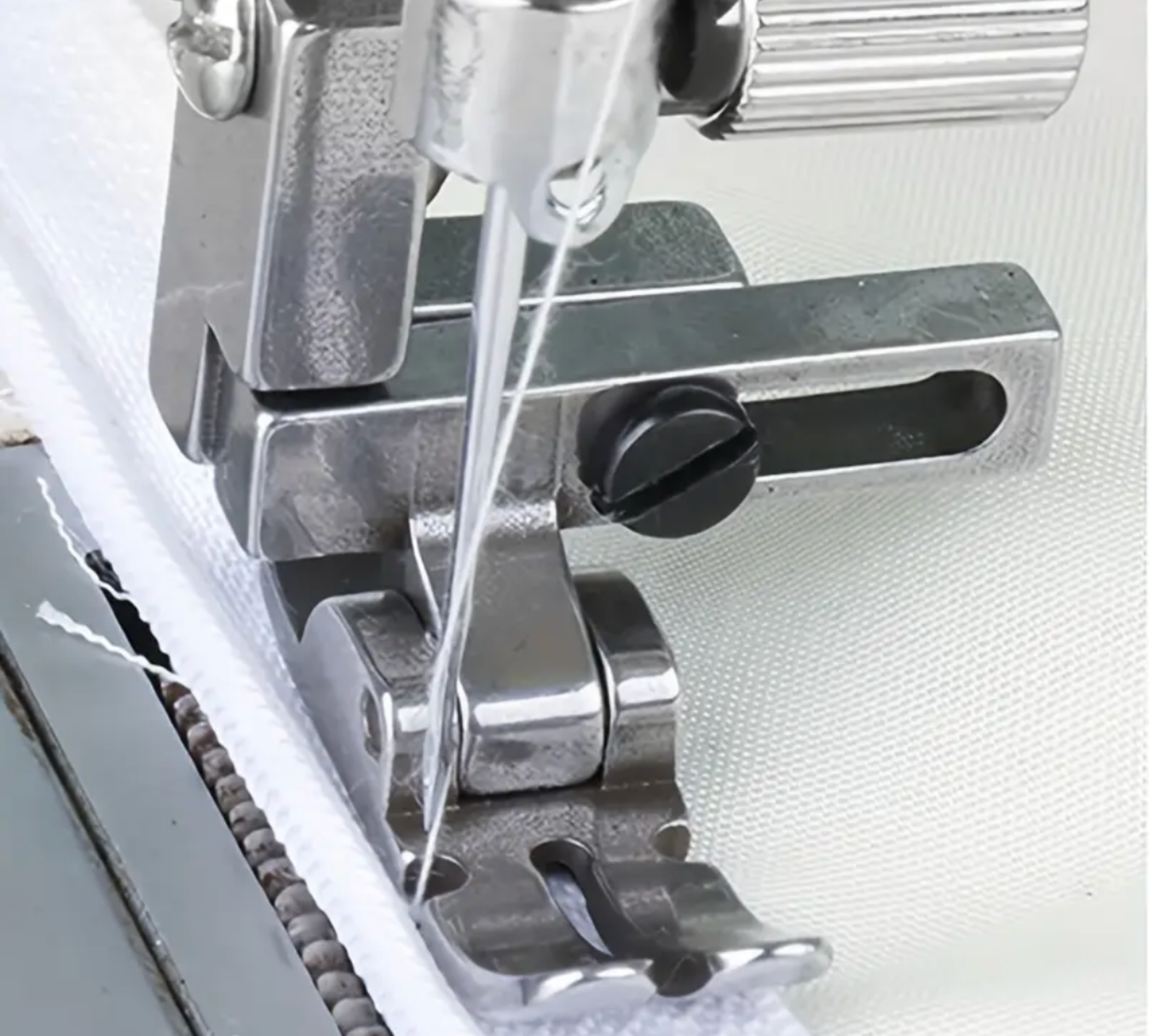 Industrial/HD9 T3 universal Zip Presser foot