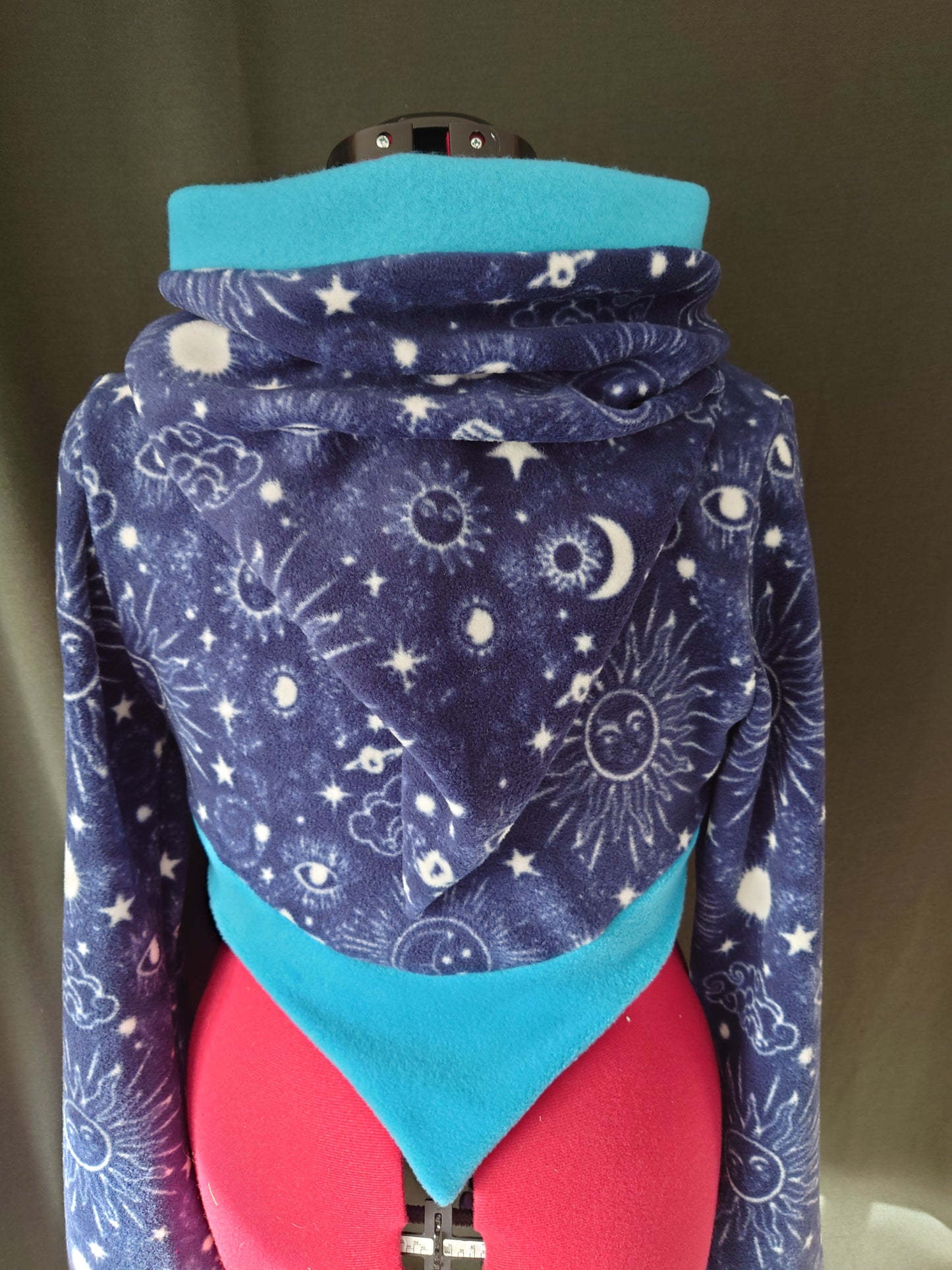 Korrigan Shrug Moons and Stars (Large)