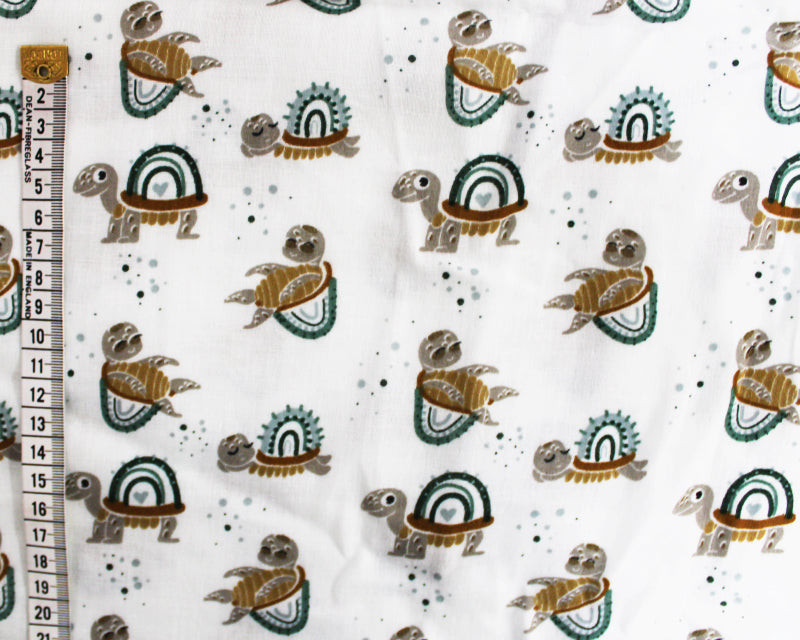 Flat double gauze turtles