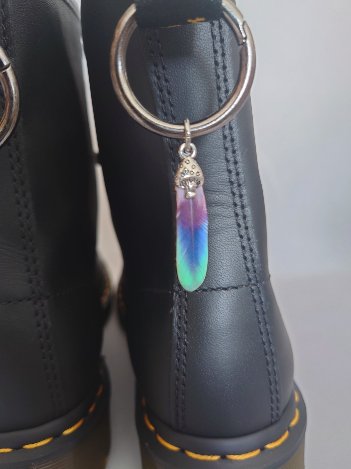 Feather & mushroom boot charms