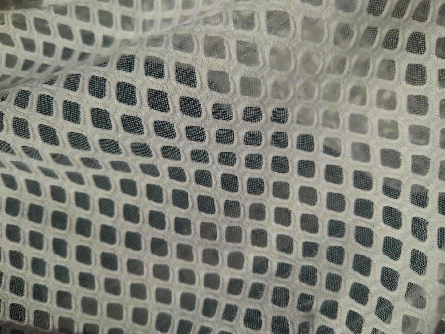 White stretch net