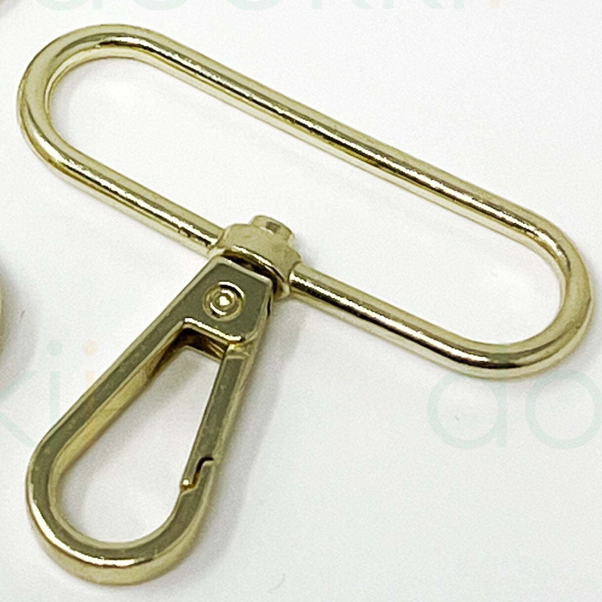 50mm snap hooks – bright brass