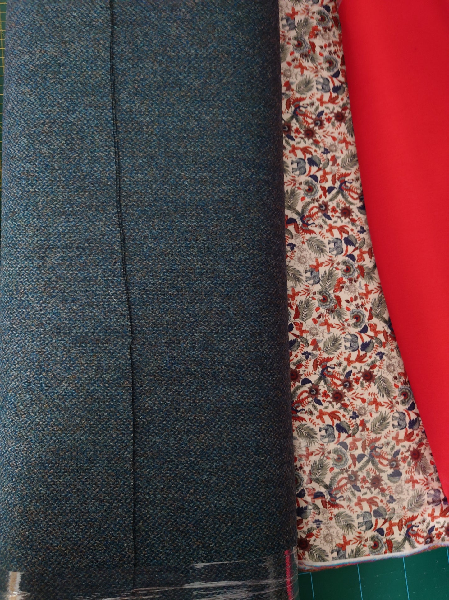 100% Teal Wool