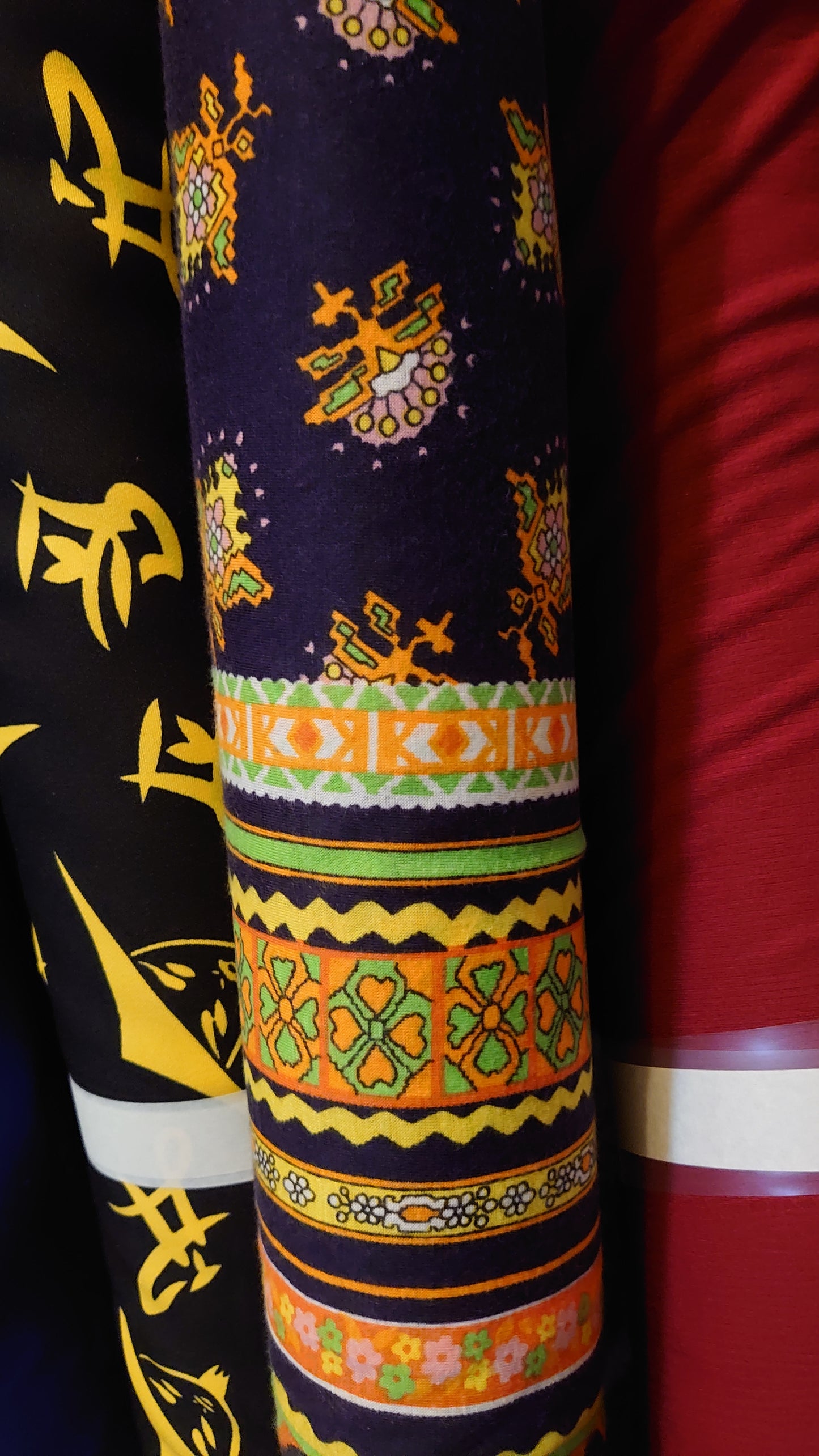 Vibrant Border Jersey