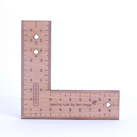 Jenerates Sewing Ruler - in metric/centimetres