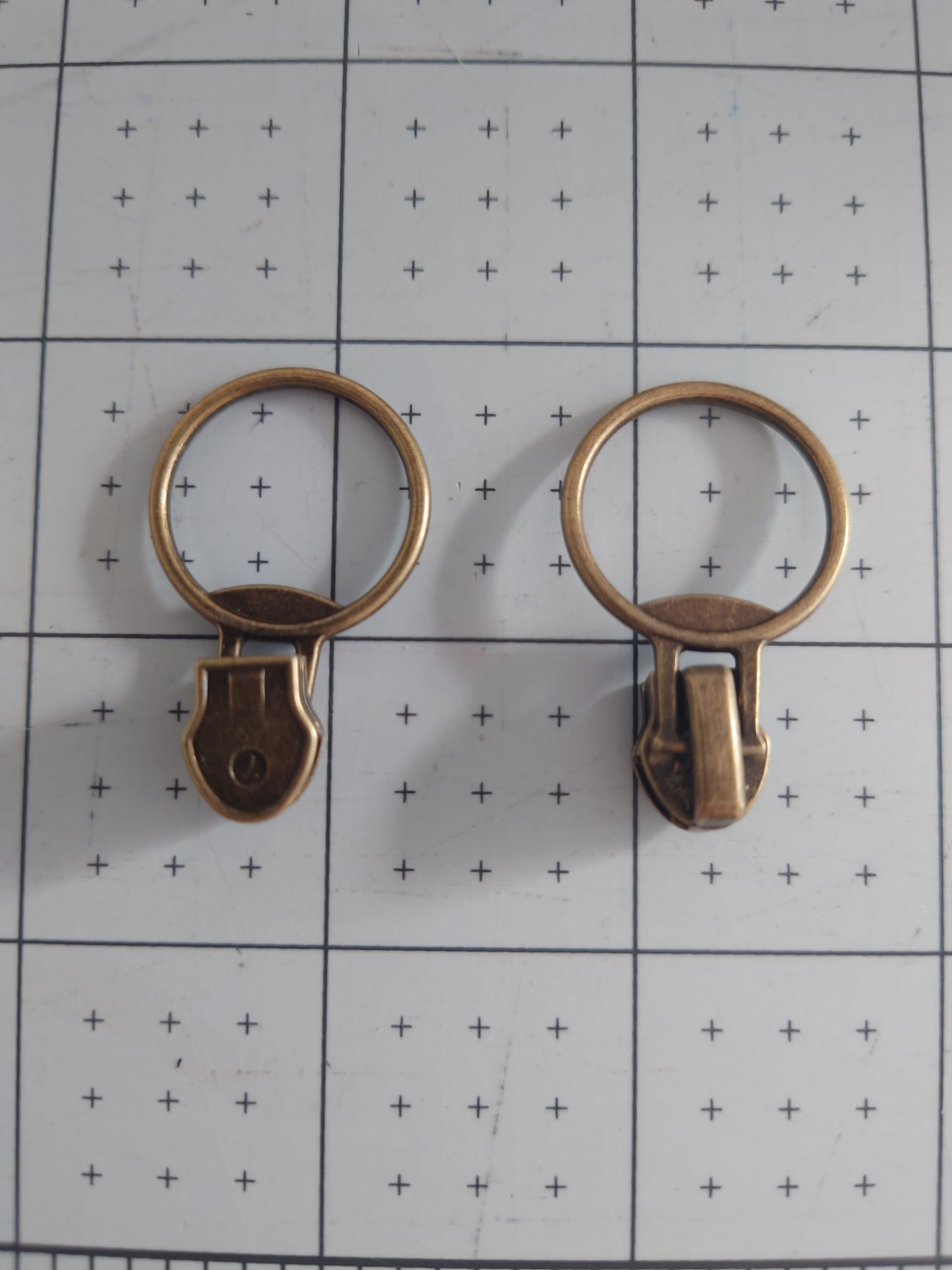 #5 Antique Brass Ring Pull Zip Slider