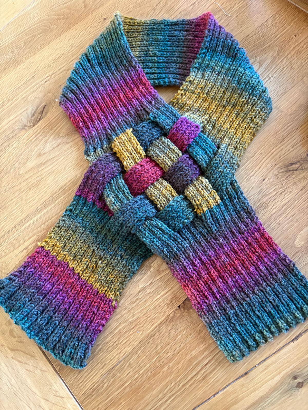 Celtic Knot Scarf Knitting Pattern FREE