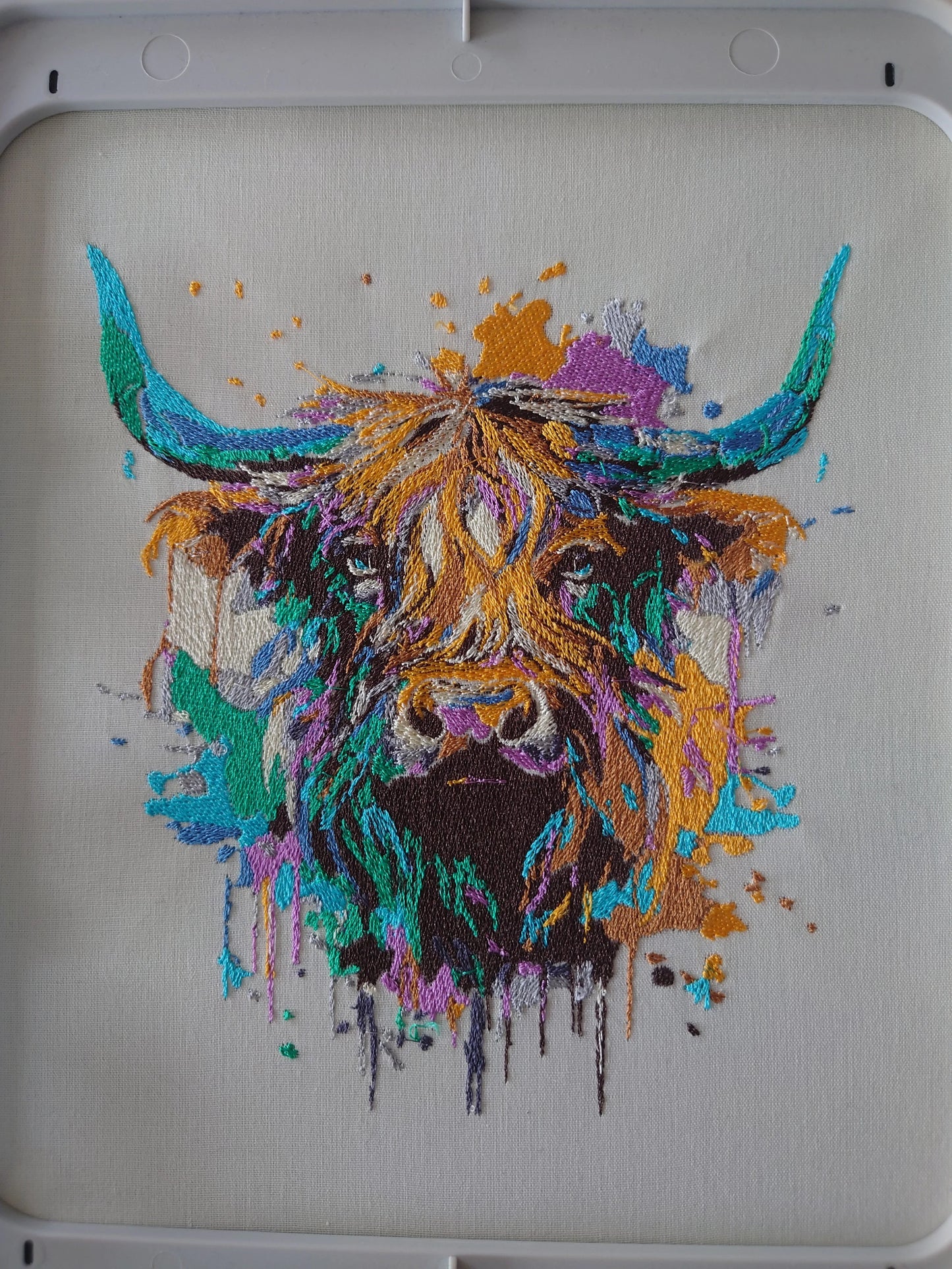 Arty Highland Cow Machine Embroidery File