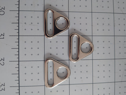 Silver Metal Triangle Connectors 25mm x 2