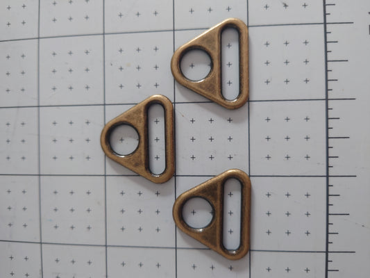 Antique Brass Metal Triangle Connectors 25mm x 2