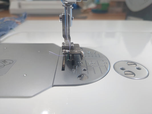 ndustrial/HD9 - 6mm Side Guide Foot