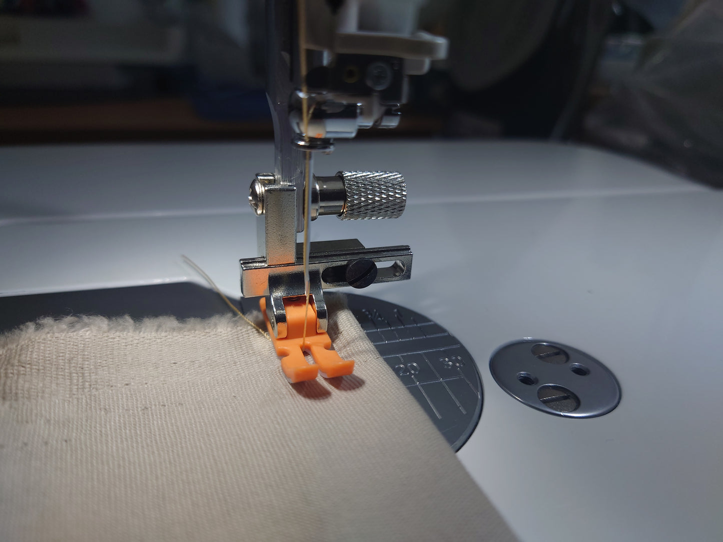 Teflon Multi Foot - regular/zip zipper