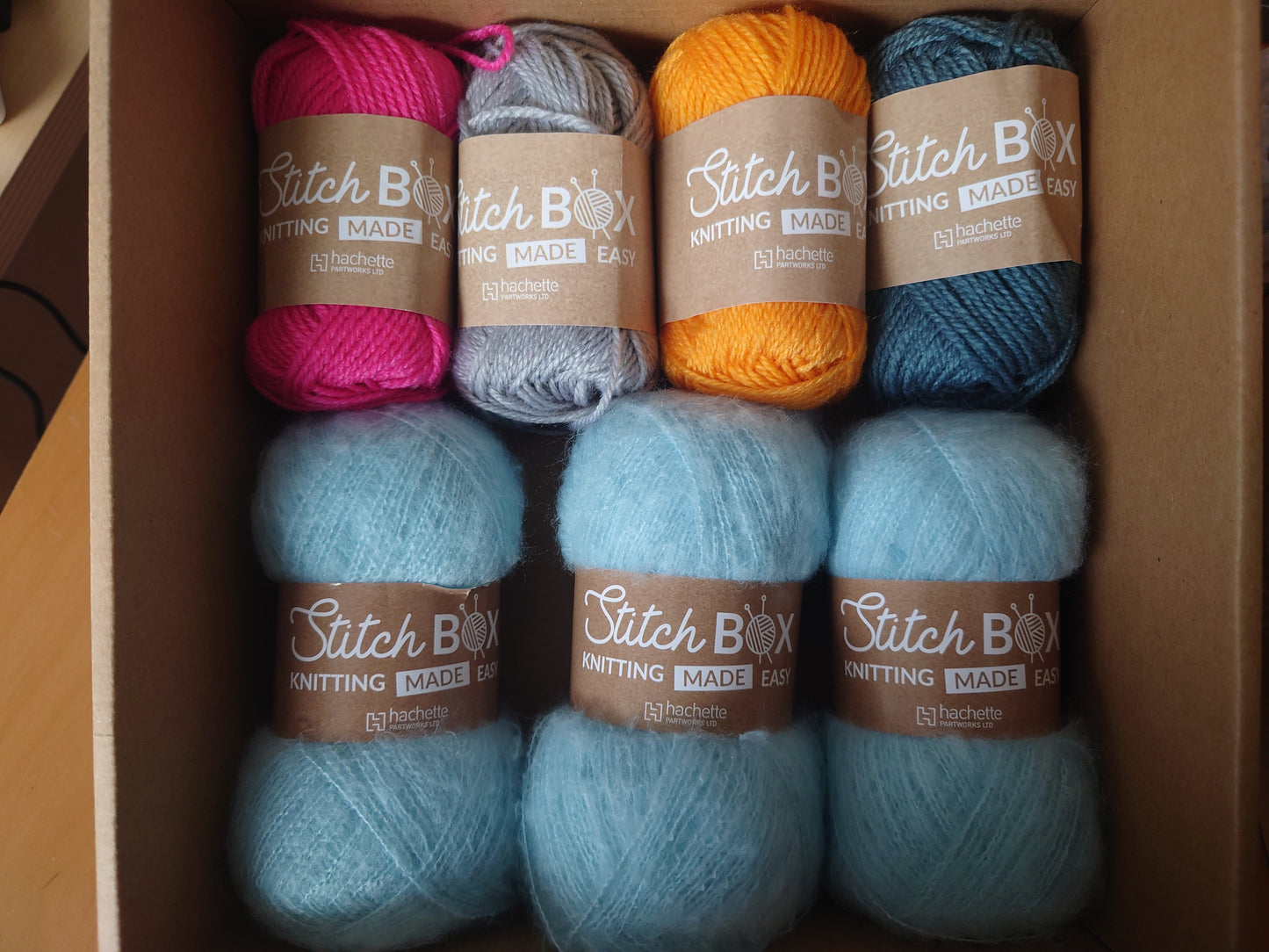 Stitch box, yarn only, box 1