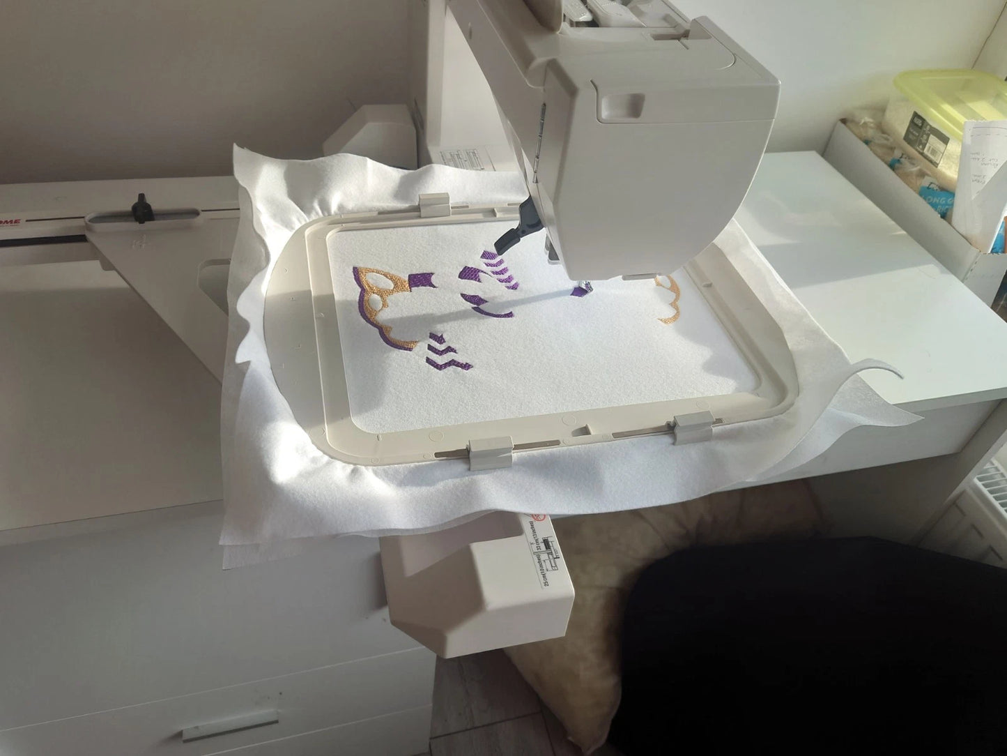 Ex Demo (discontinued) MC14000 Embroidery/sewing machine